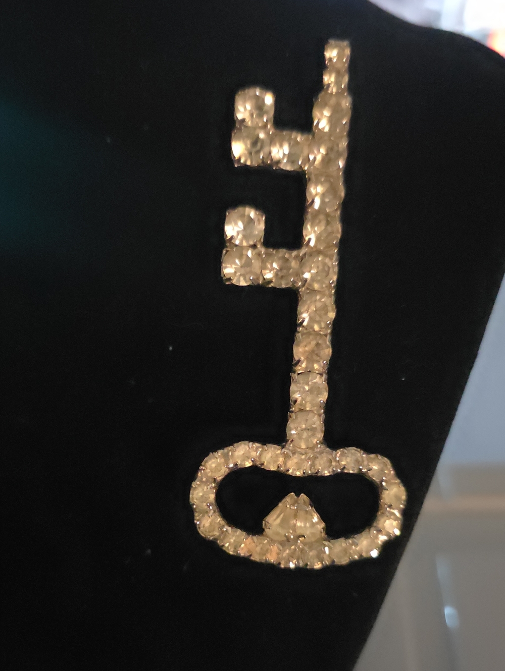 Bauer Clear Crystal Key Hair Pin